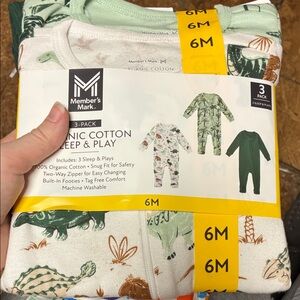 Member's Mark Organic Cotton Kids Pajamas - Green and White